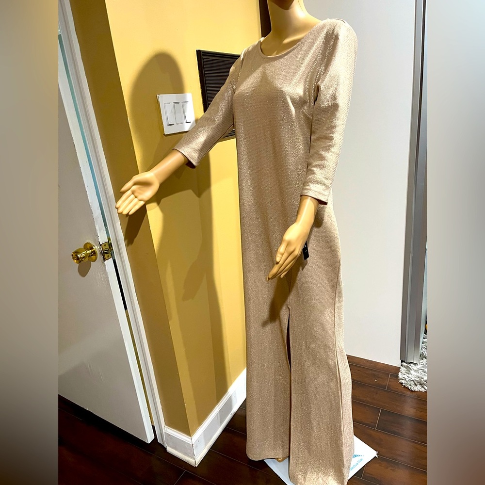 Elegant gold dress XL stretchy fits size 10-14